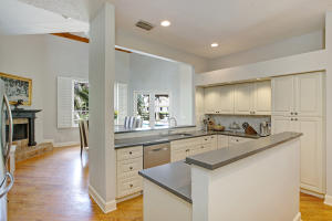 MALLET HILL OF WELLINGTON COUNTRYPLACE - Residential