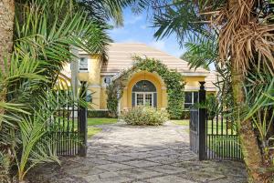MALLET HILL OF WELLINGTON COUNTRYPLACE - Residential