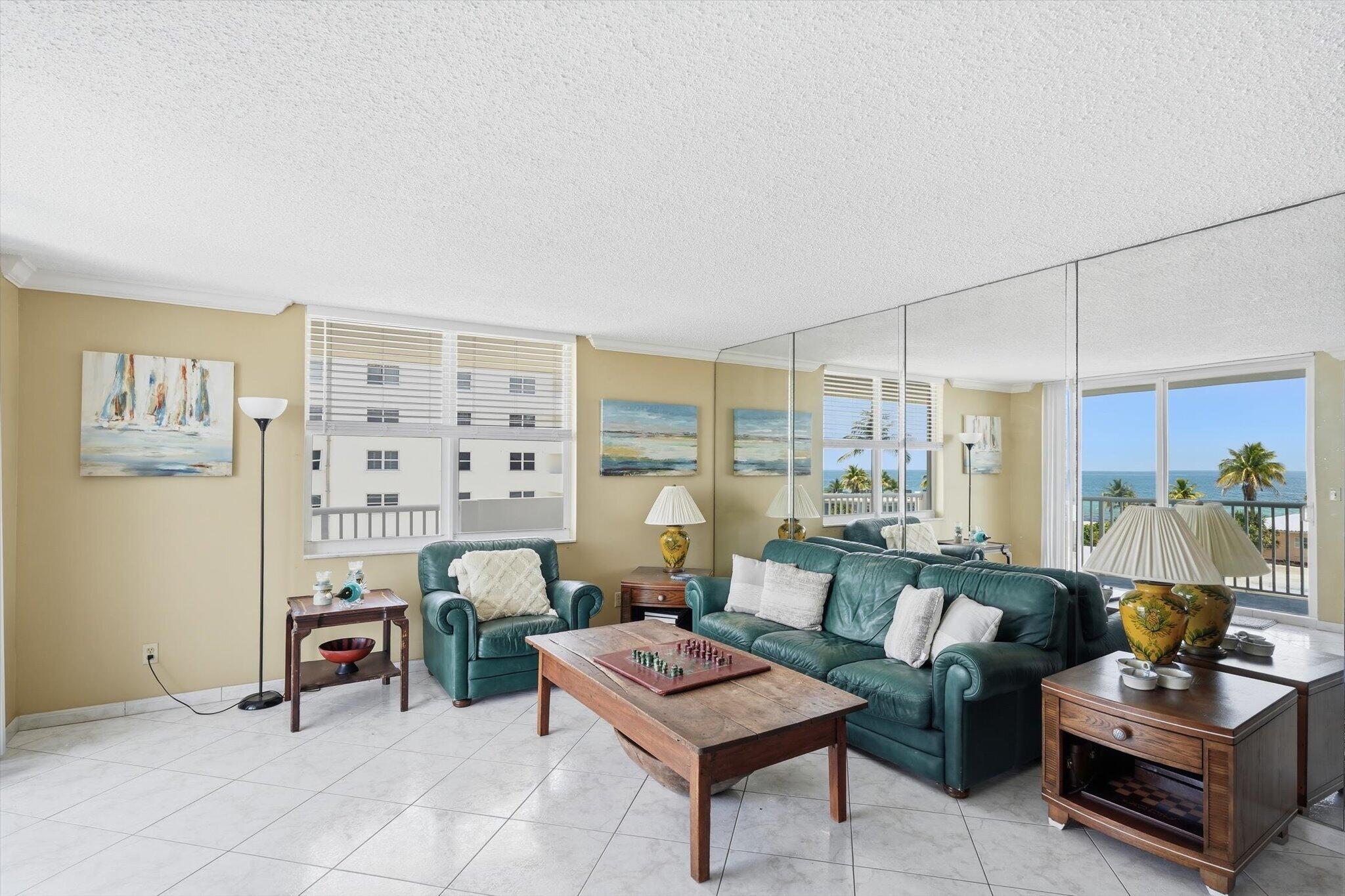 CAMBRIDGE TOWERS CONDO - Residential