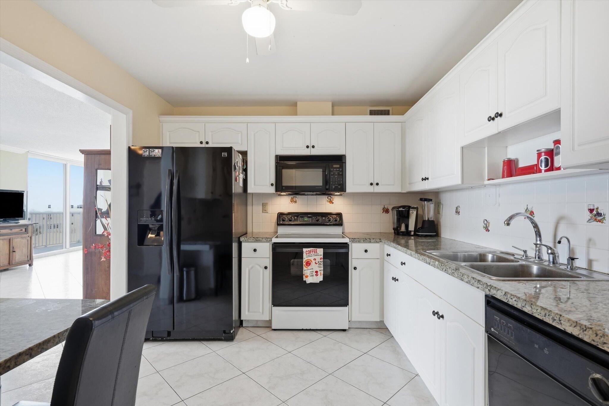 CAMBRIDGE TOWERS CONDO - Residential