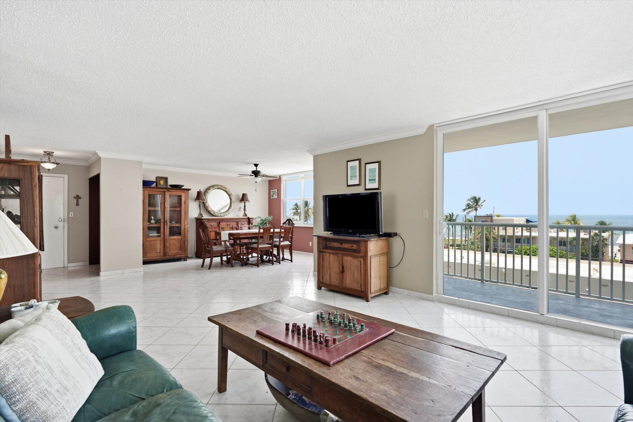 CAMBRIDGE TOWERS CONDO - Residential