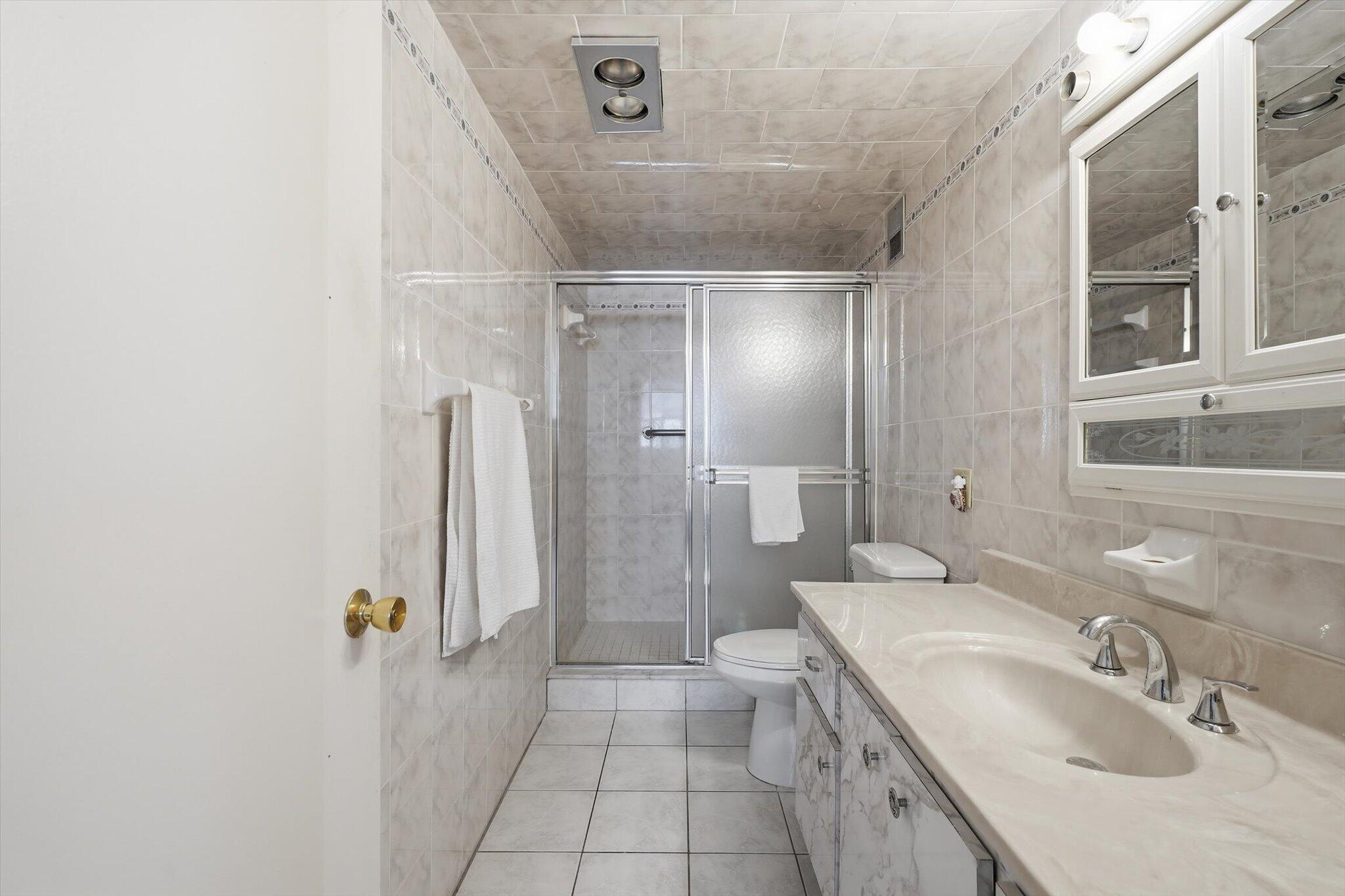 CAMBRIDGE TOWERS CONDO - Residential