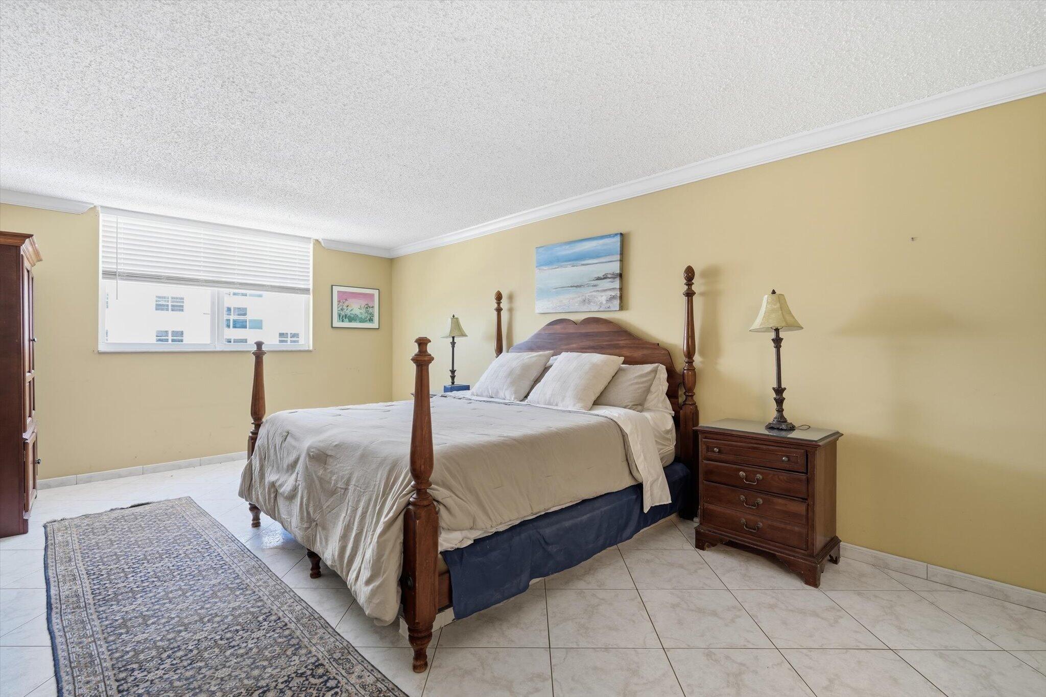 CAMBRIDGE TOWERS CONDO - Residential