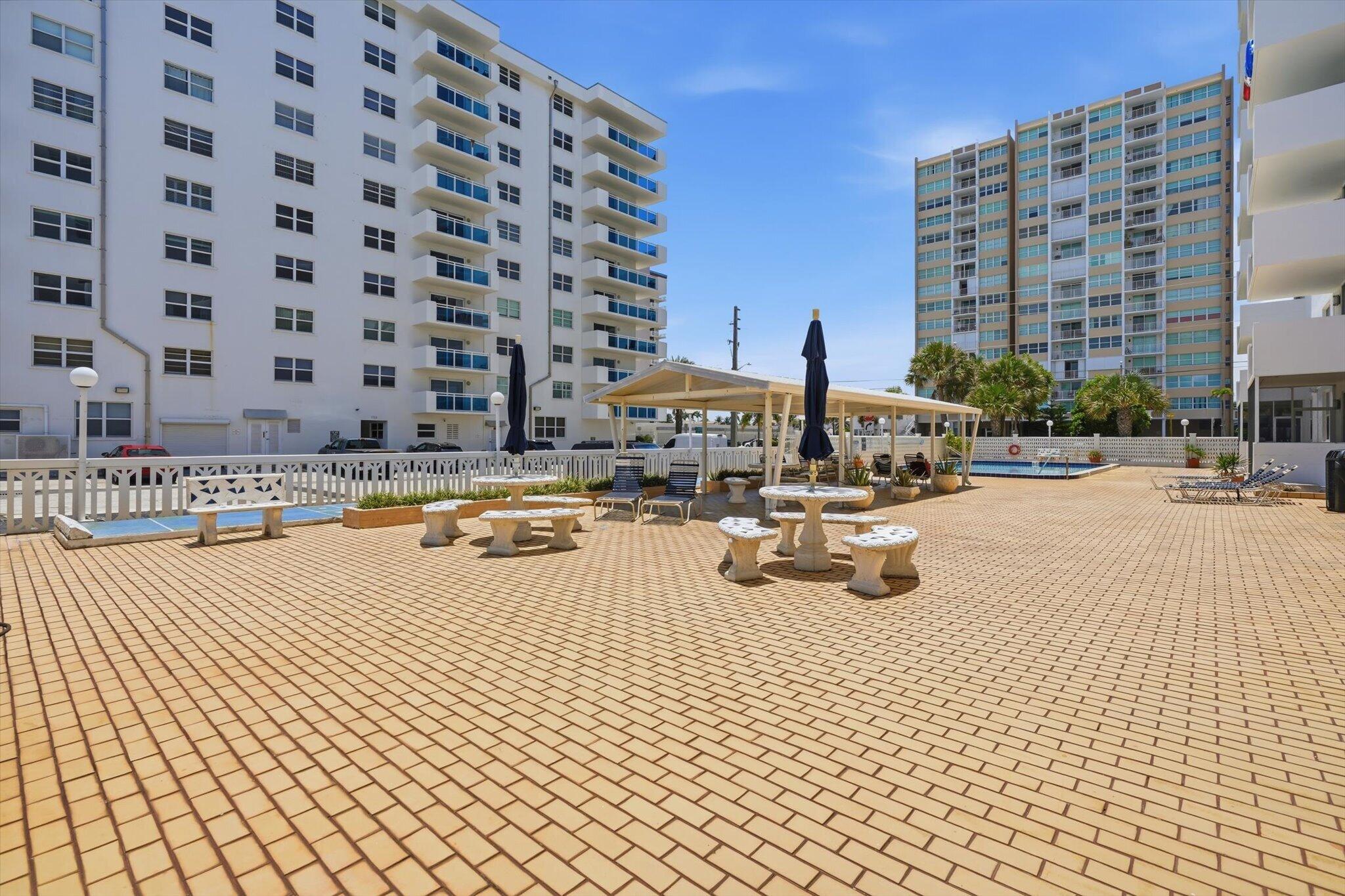 CAMBRIDGE TOWERS CONDO - Residential