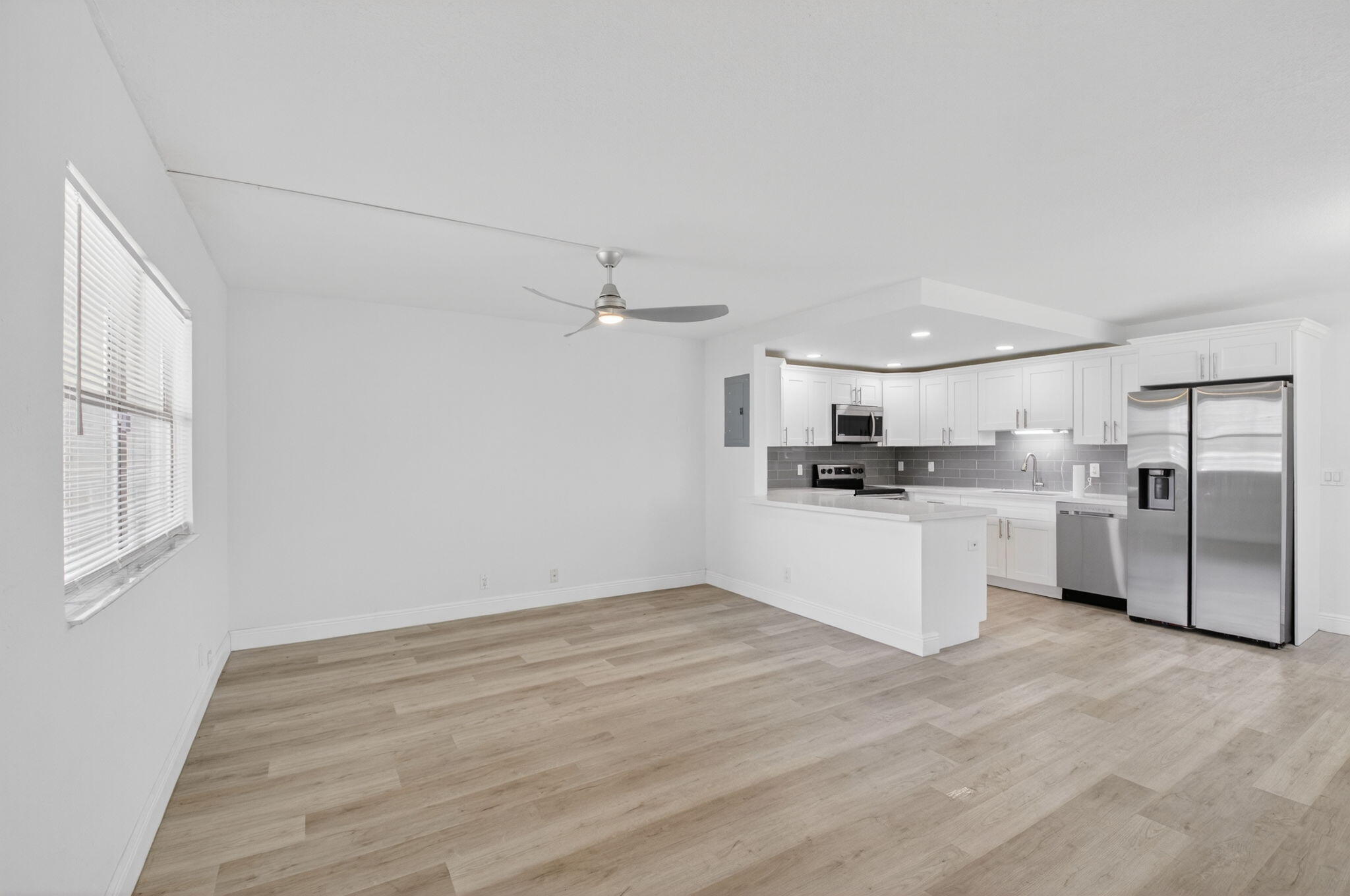 KINGS POINT BRITTANY CONDOS - Residential