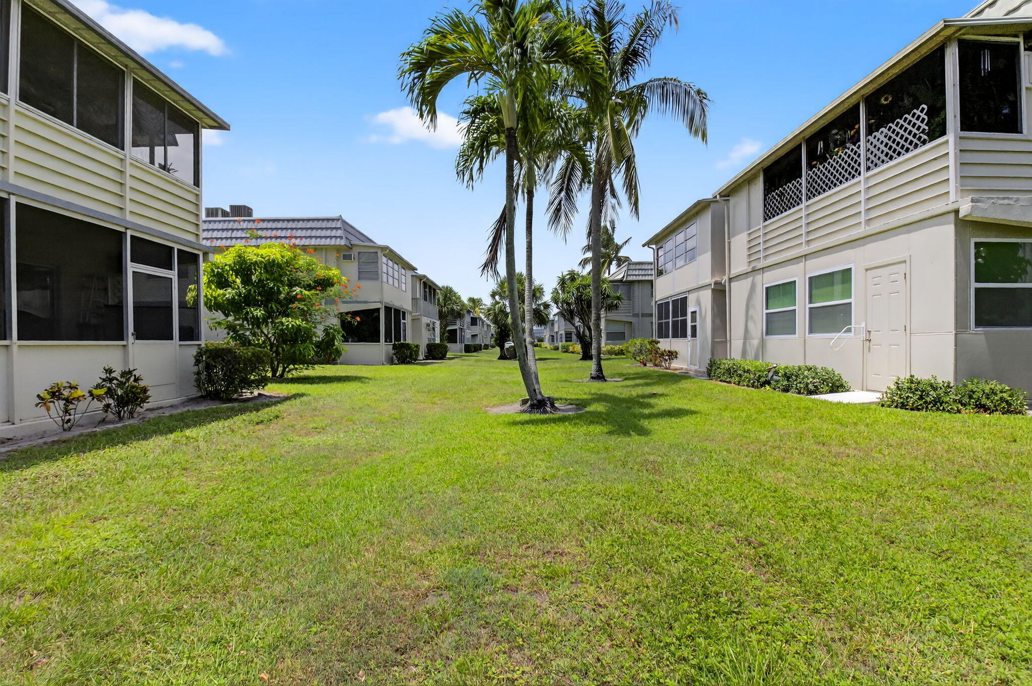 KINGS POINT BRITTANY CONDOS - Residential