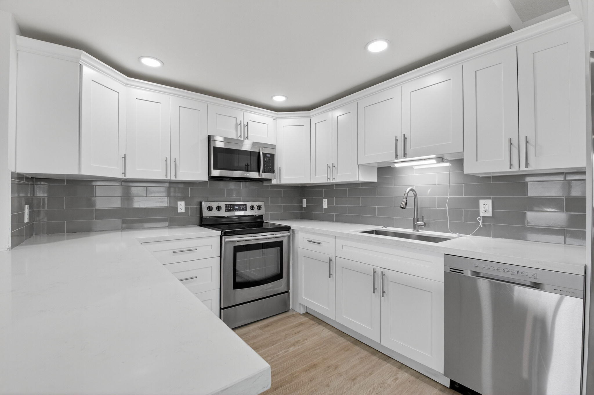 KINGS POINT BRITTANY CONDOS - Residential