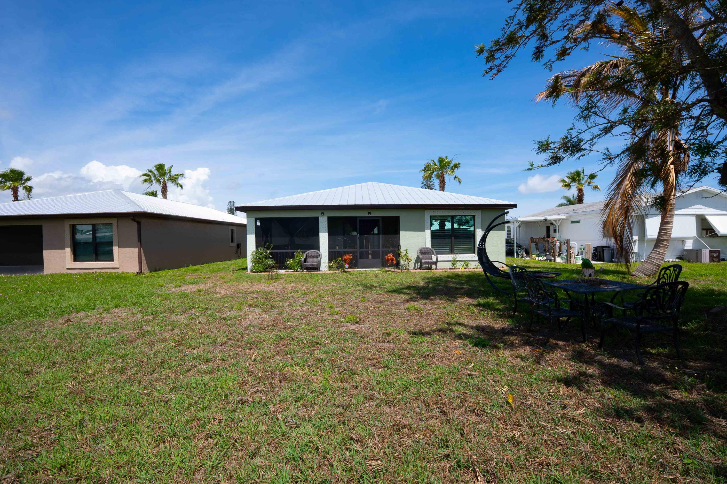 SPANISH LAKES ONE LEASEHOLD ESTATES - Residential