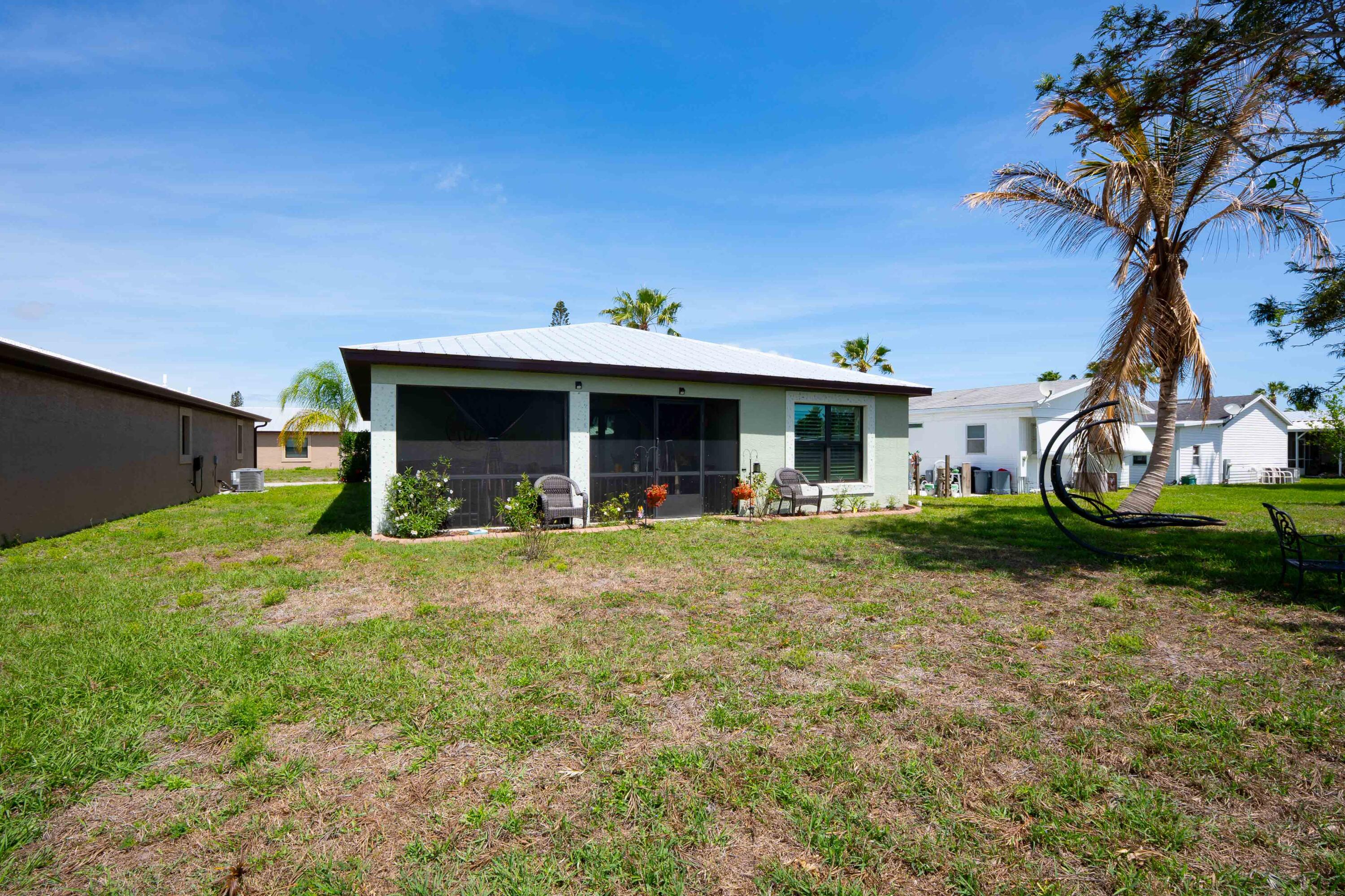 SPANISH LAKES ONE LEASEHOLD ESTATES - Residential