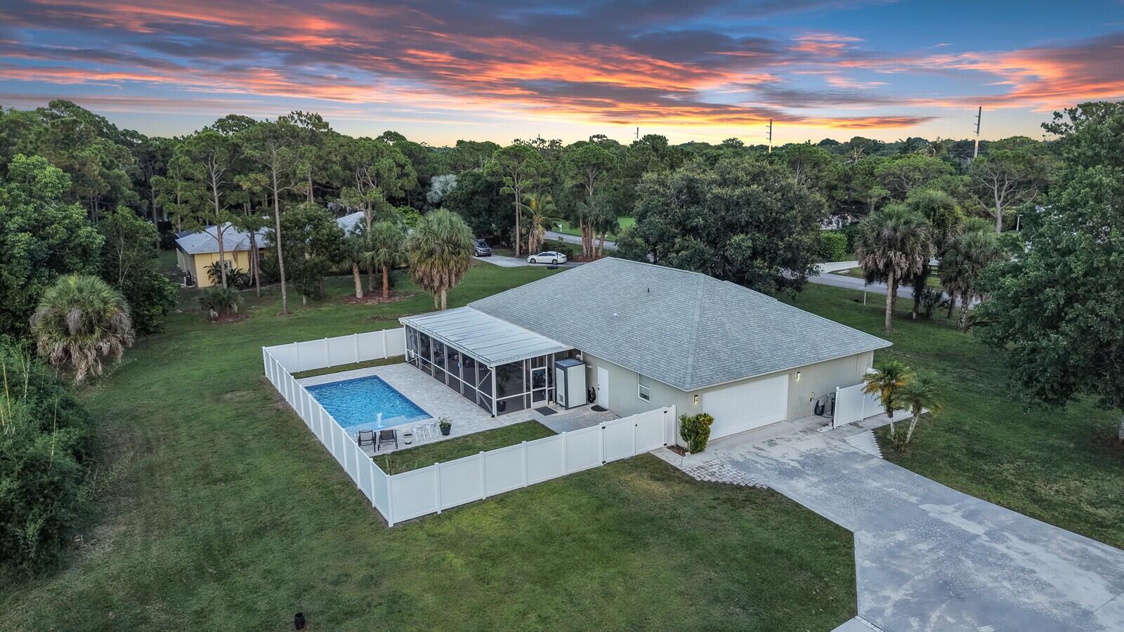 Palm Beach Country Estates - Residential
