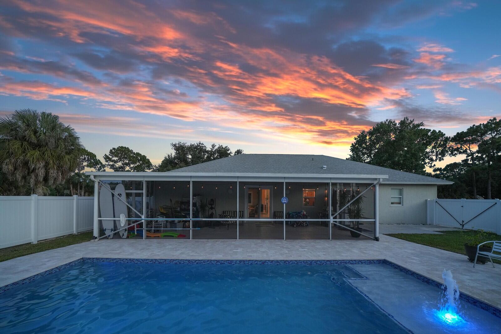Palm Beach Country Estates - Residential