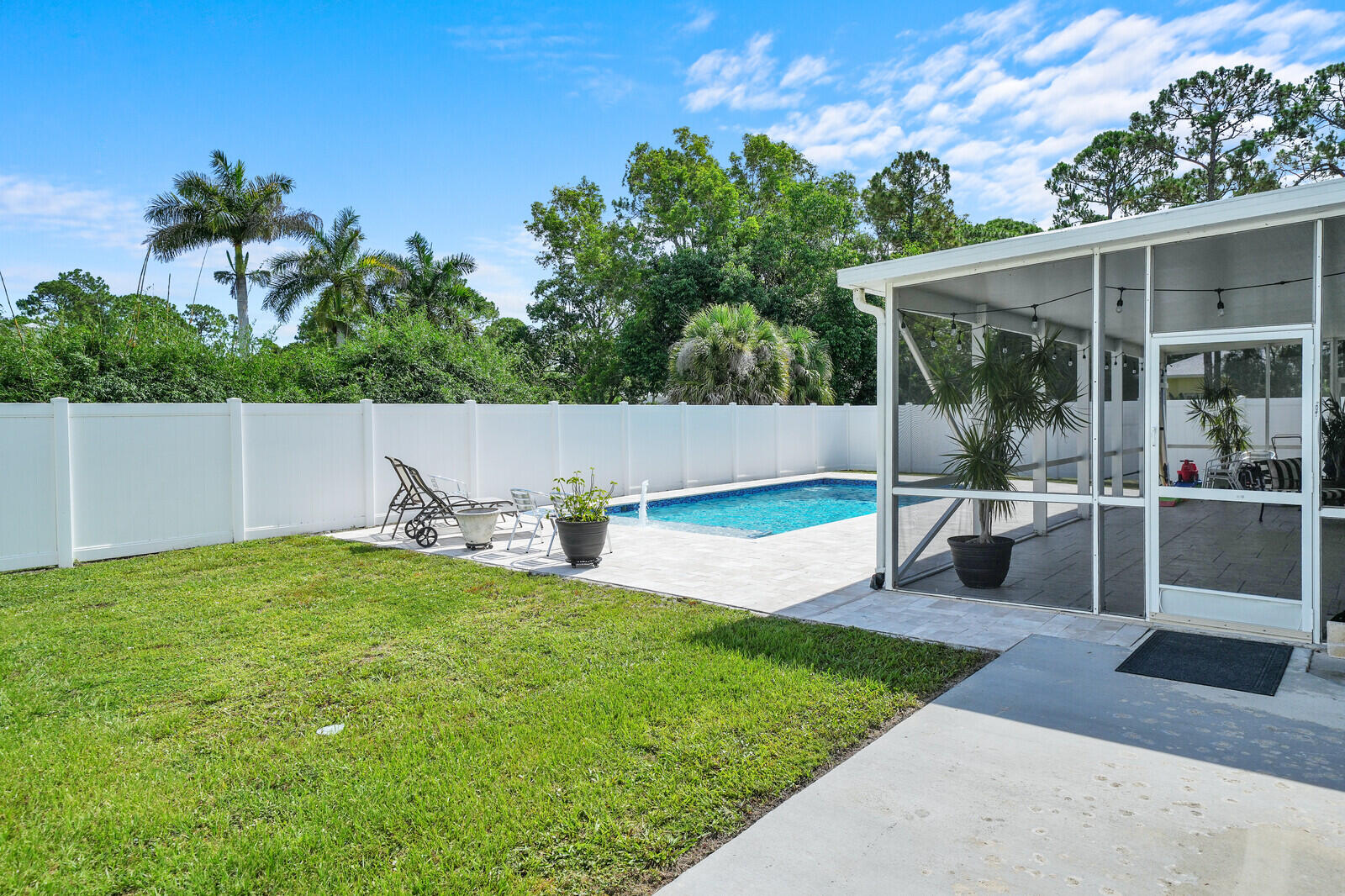 Palm Beach Country Estates - Residential
