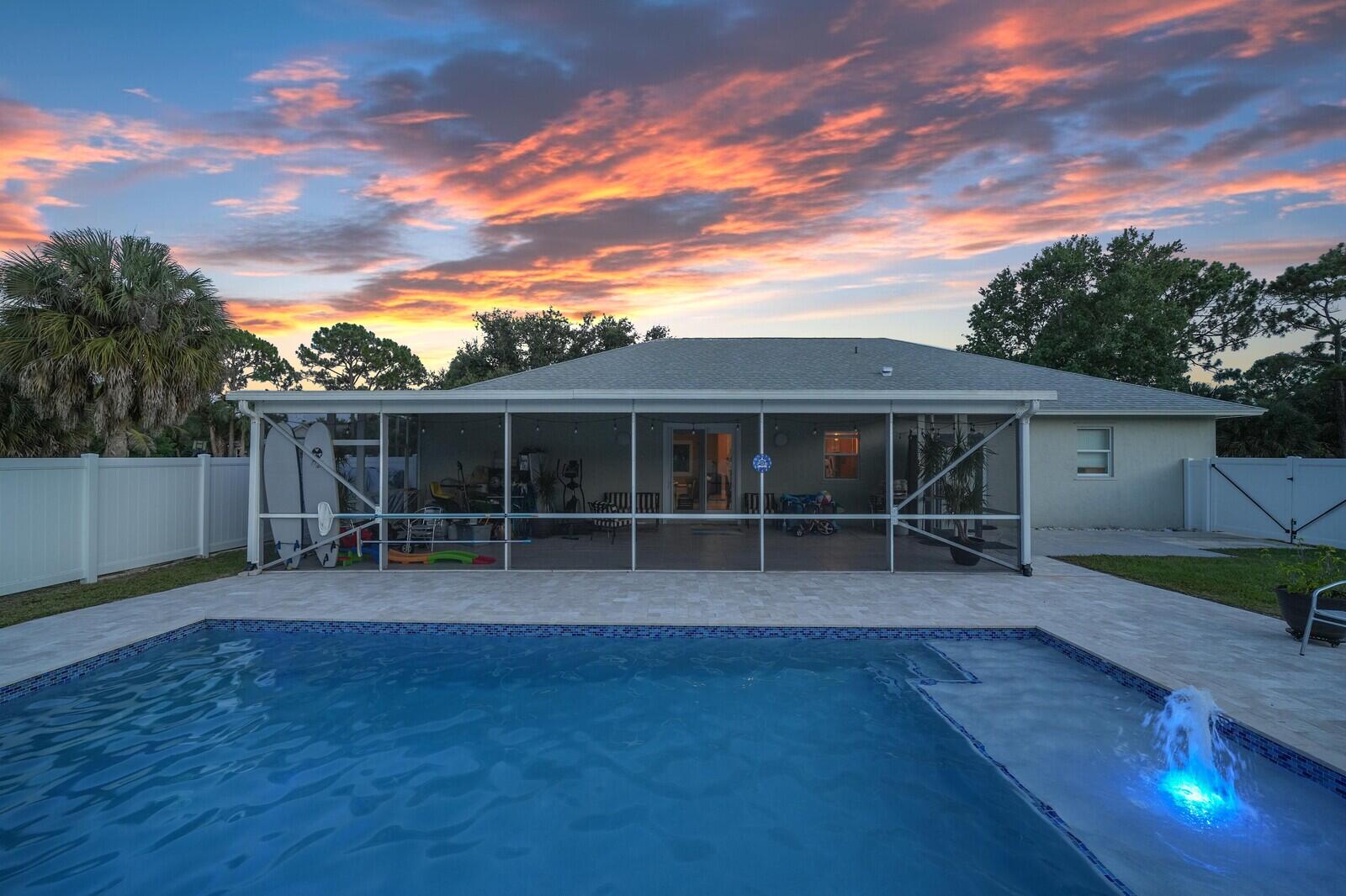 Palm Beach Country Estates - Residential
