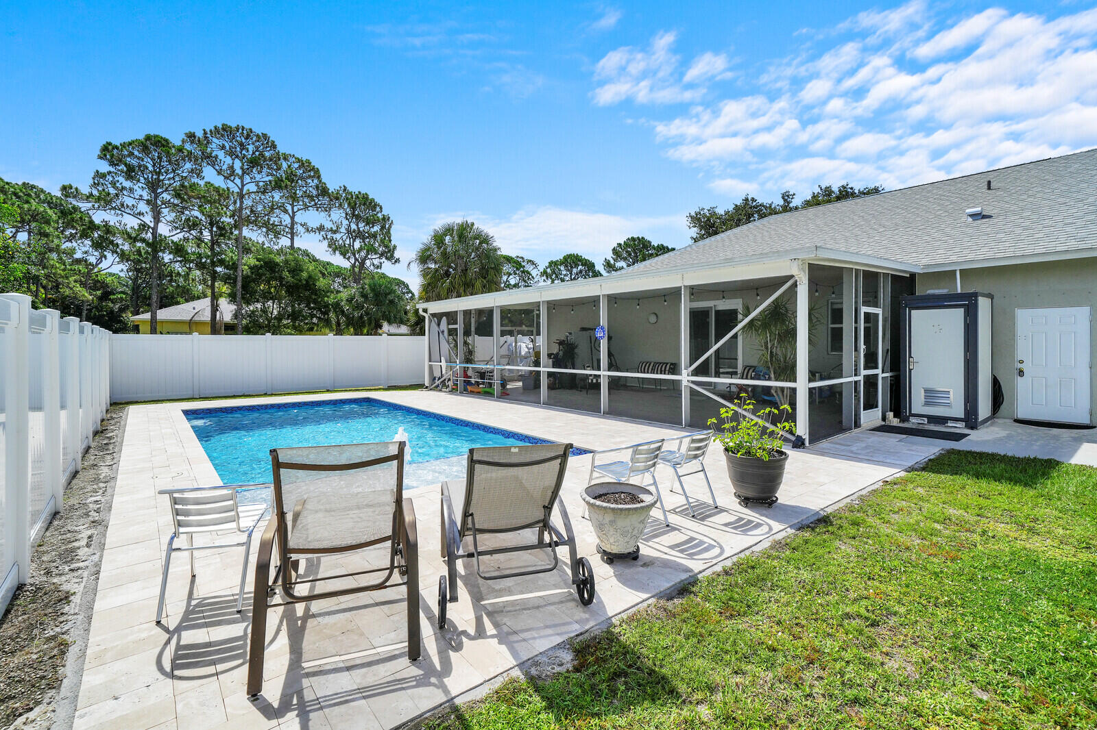 Palm Beach Country Estates - Residential