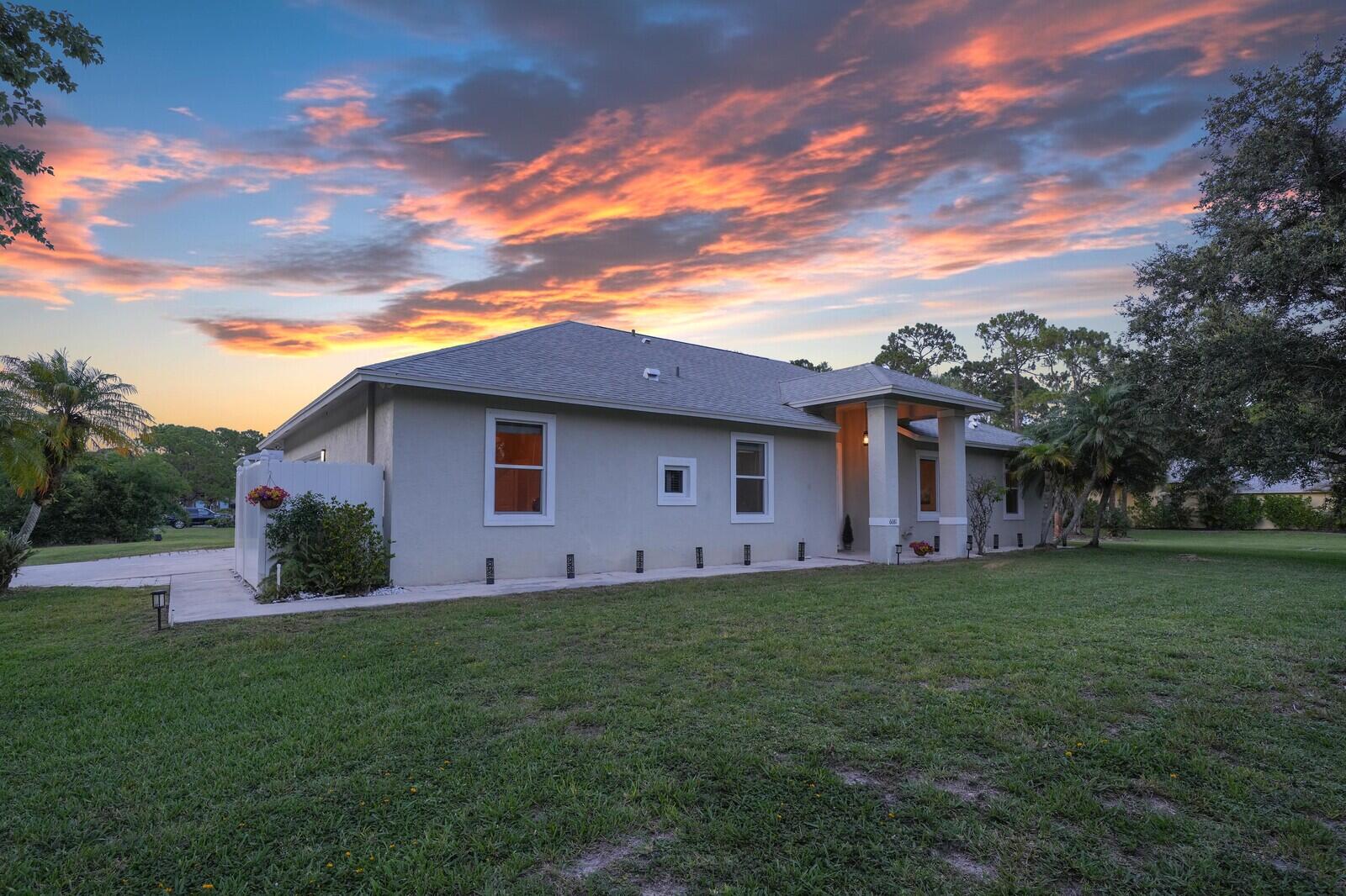 Palm Beach Country Estates - Residential