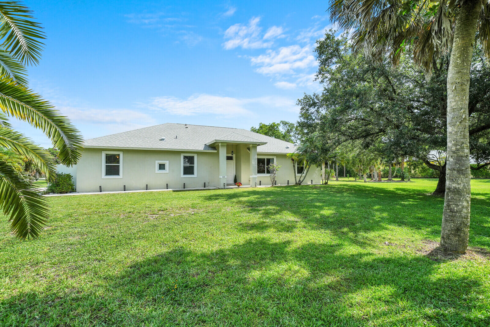 Palm Beach Country Estates - Residential
