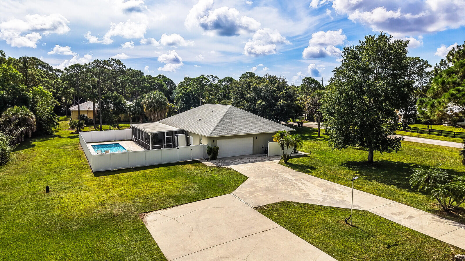 Palm Beach Country Estates - Residential