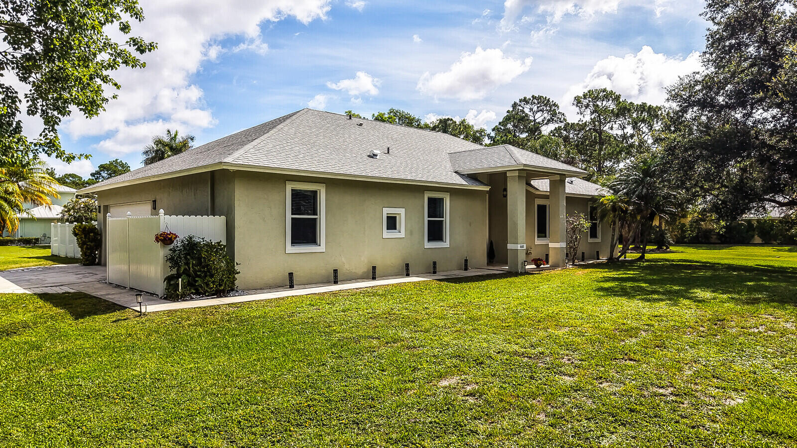 Palm Beach Country Estates - Residential