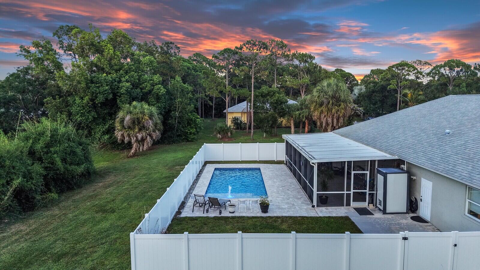 Palm Beach Country Estates - Residential