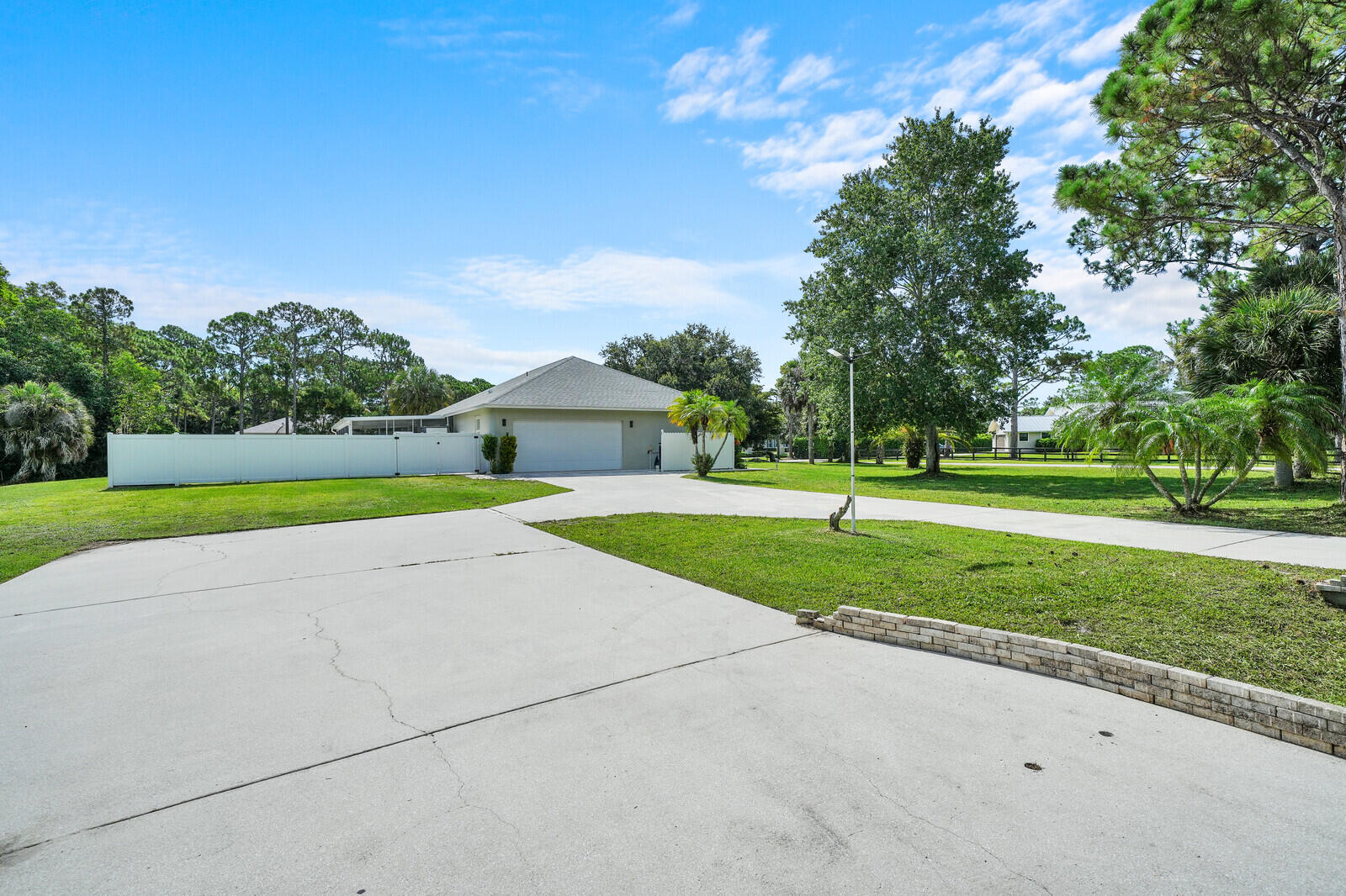 Palm Beach Country Estates - Residential