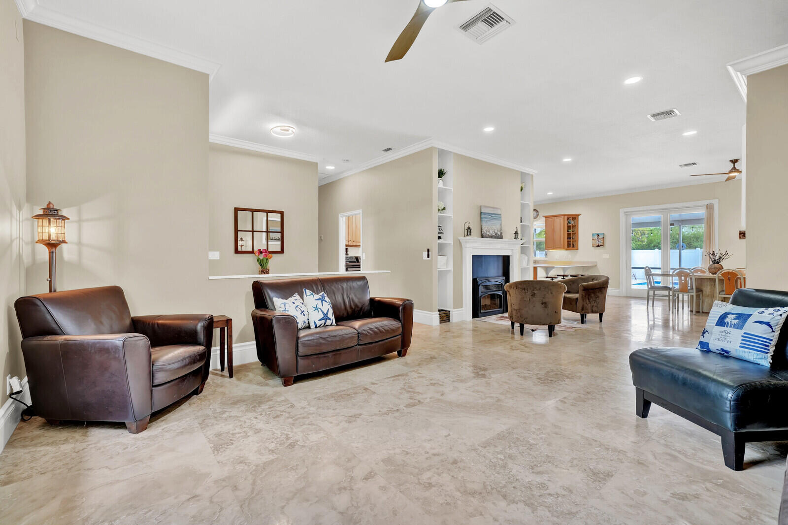 Palm Beach Country Estates - Residential