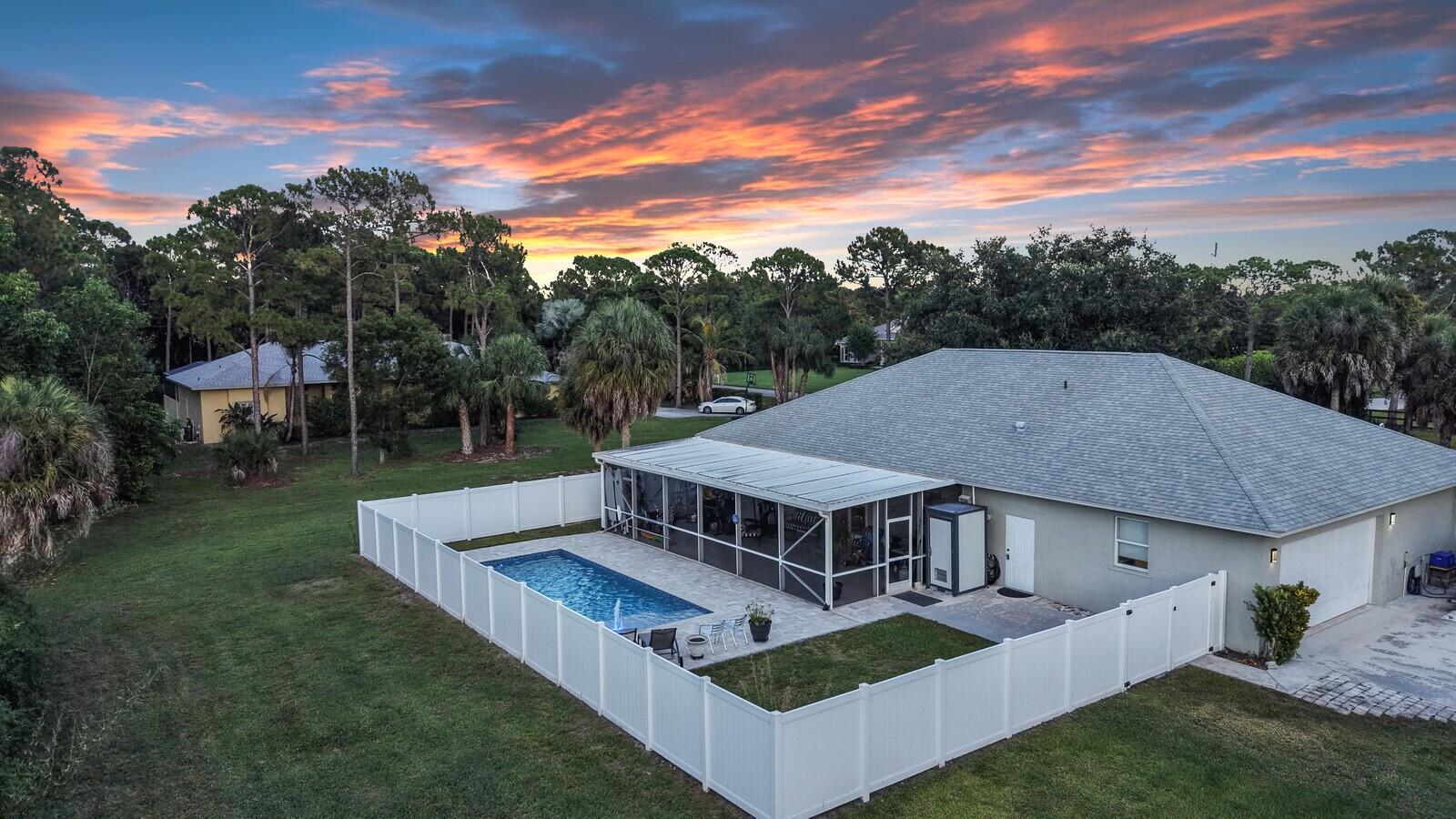 Palm Beach Country Estates - Residential