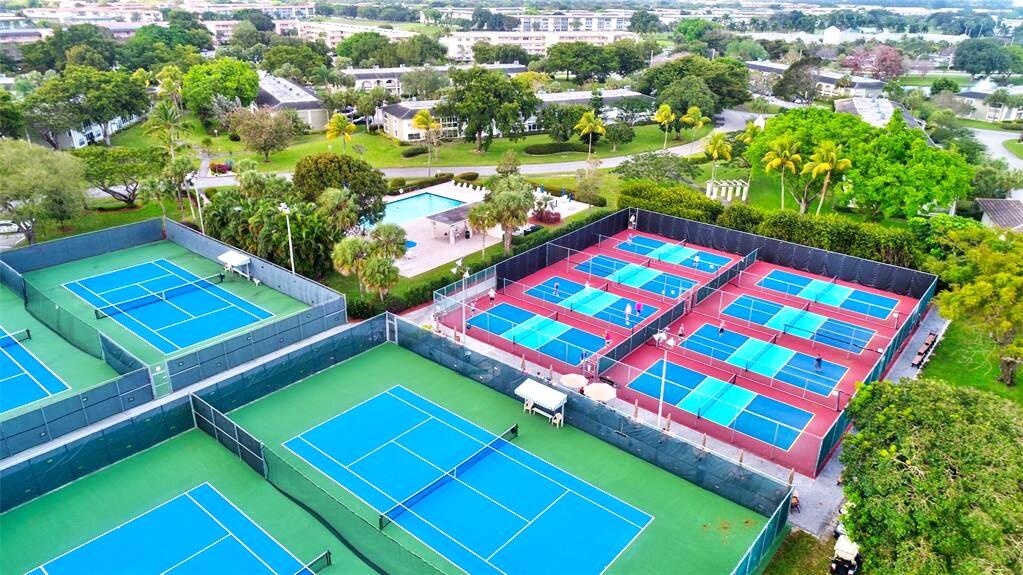 BAHAMA VILLAGE CONDO - Residential