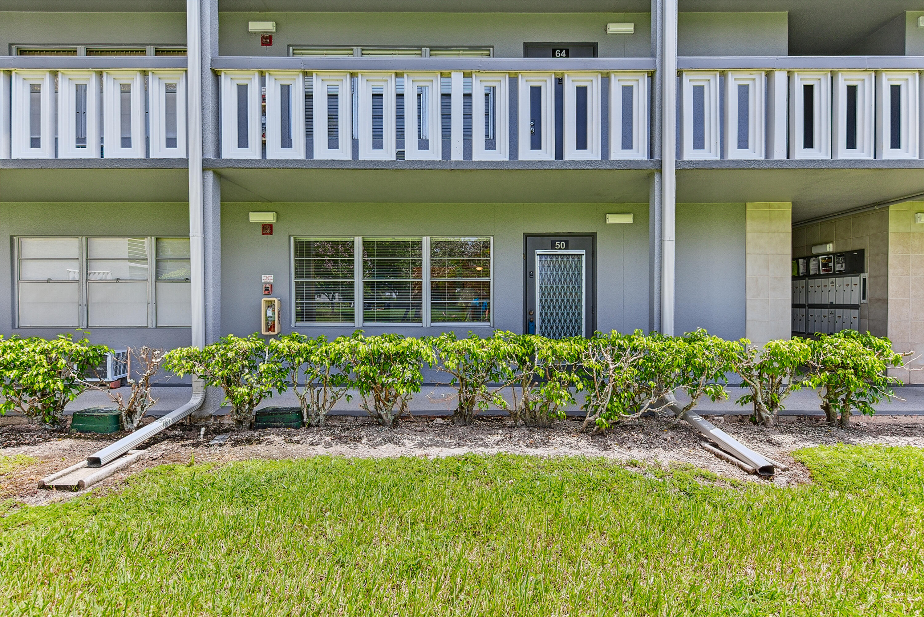 SUFFOLK AT CENTURY VILLAGE CONDO - Residential