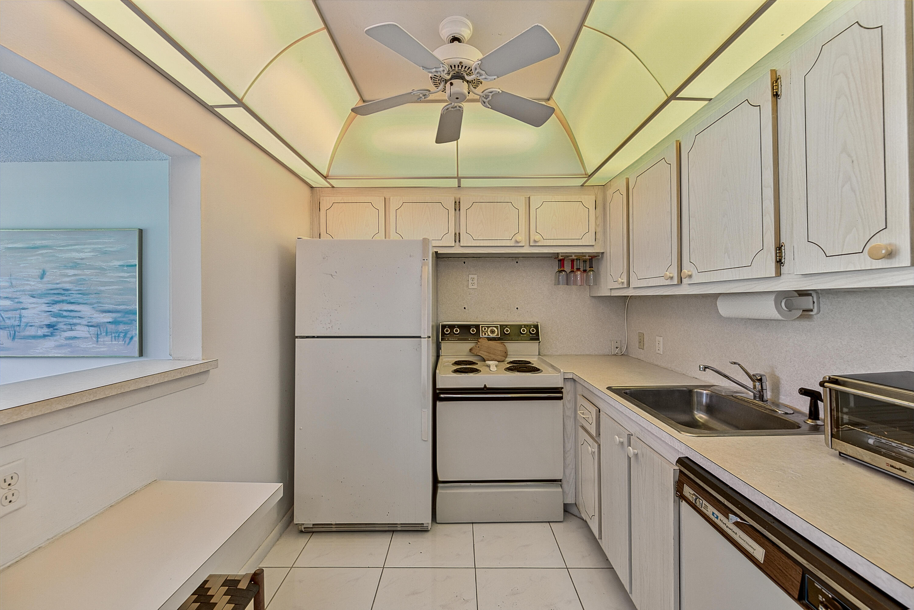 SUFFOLK AT CENTURY VILLAGE CONDO - Residential