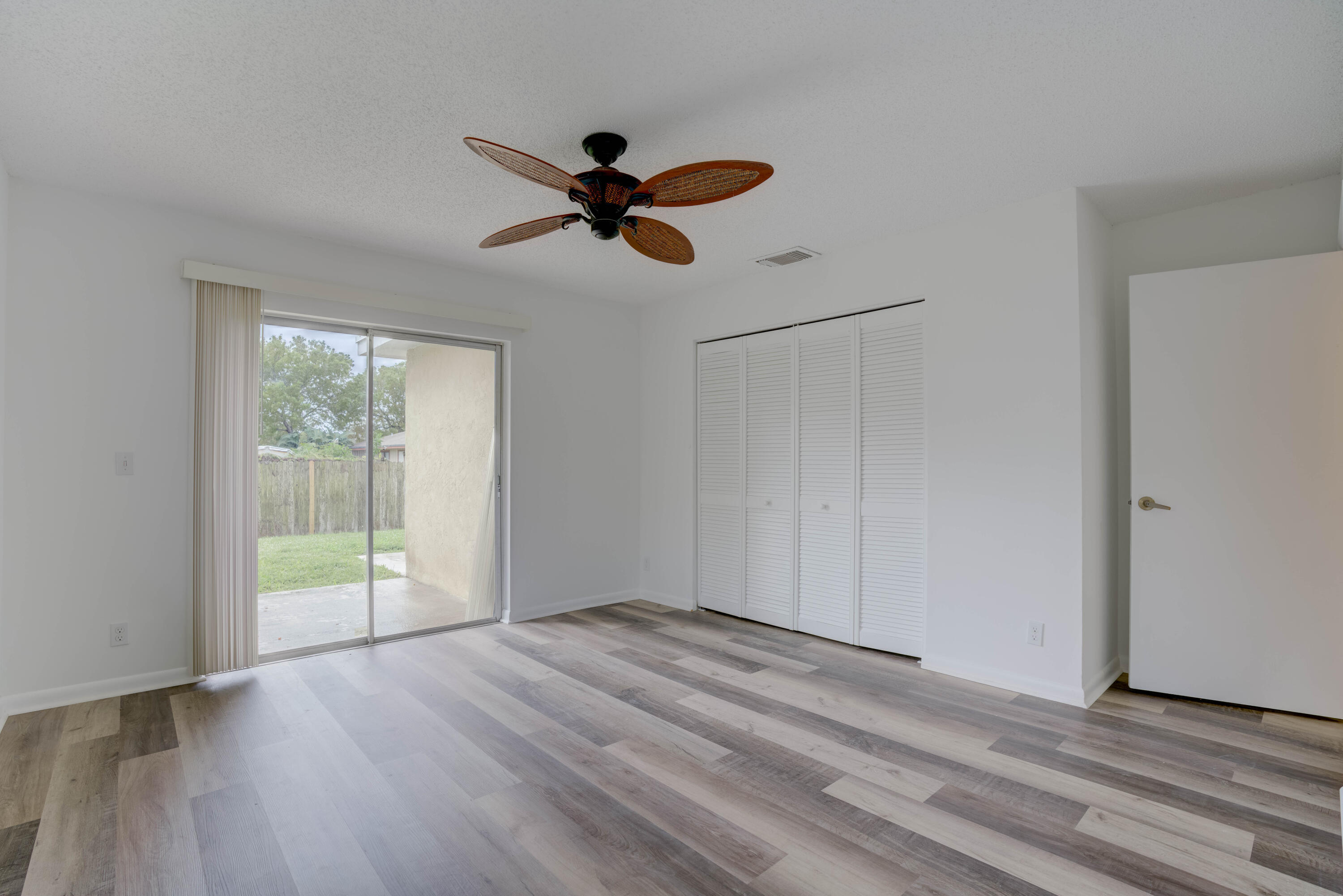 KING ARTHUR ESTATES - Residential Lease