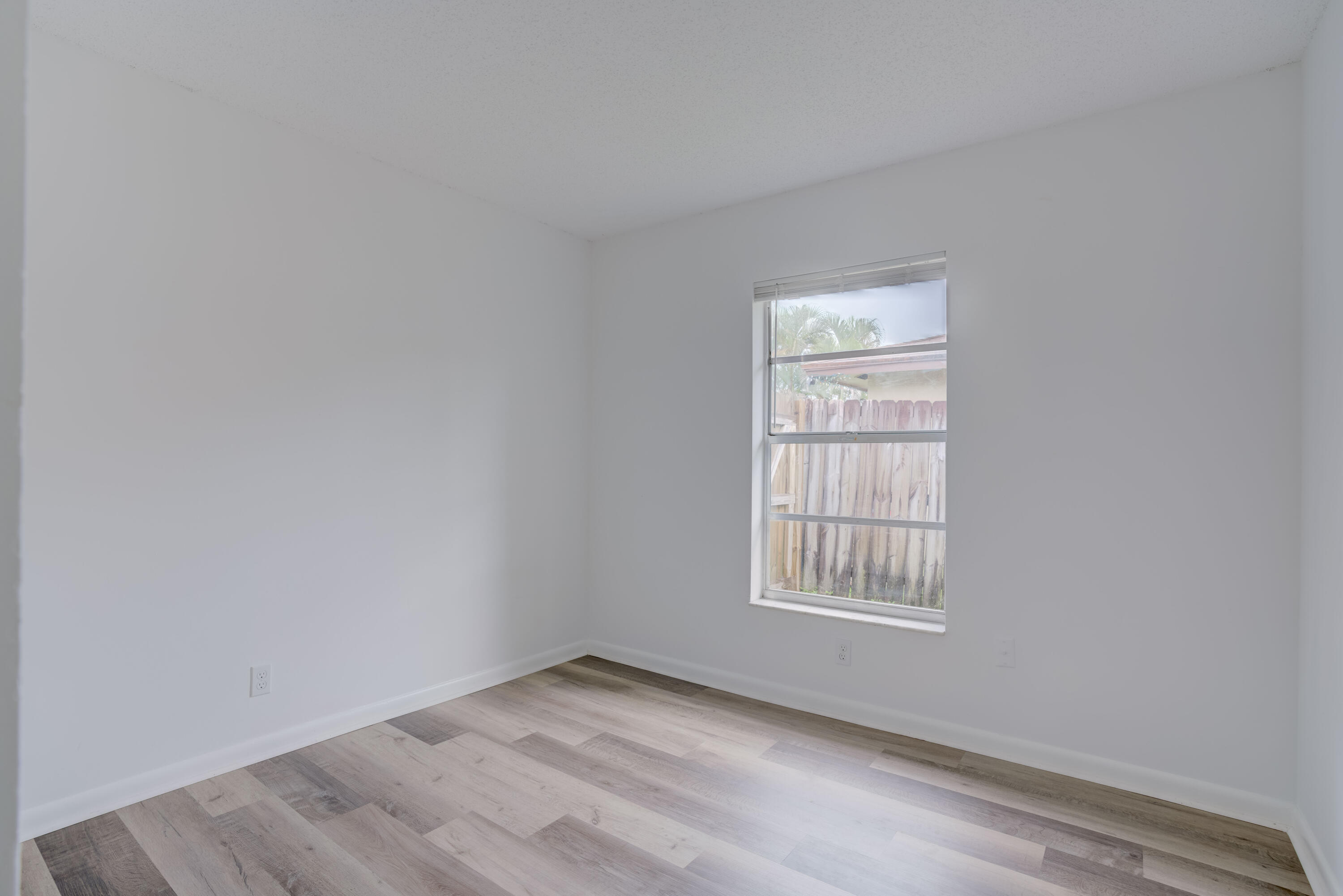 KING ARTHUR ESTATES - Residential Lease