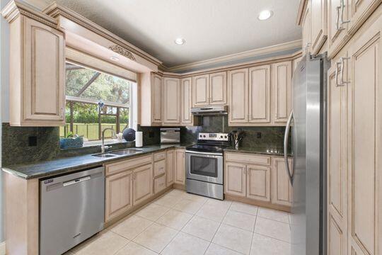 ORANGE GROVE EST - Residential