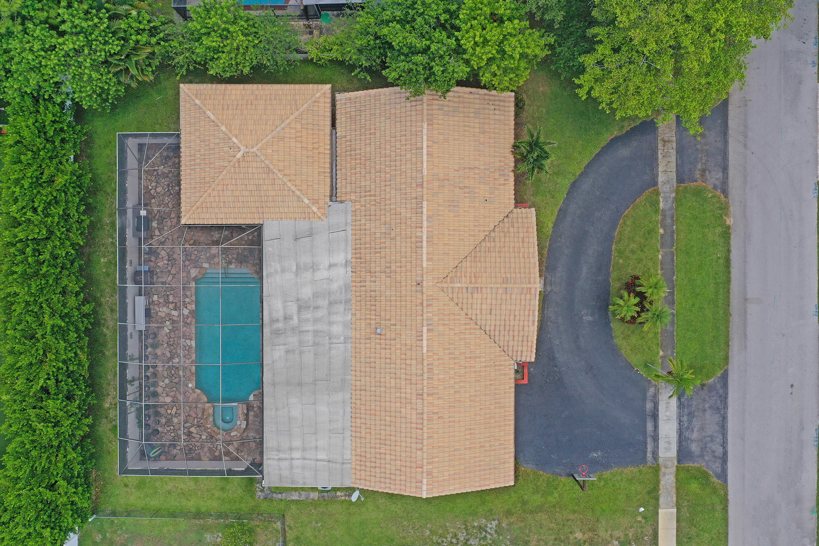 ELDORADO ESTATES IN PLANTATION - Residential