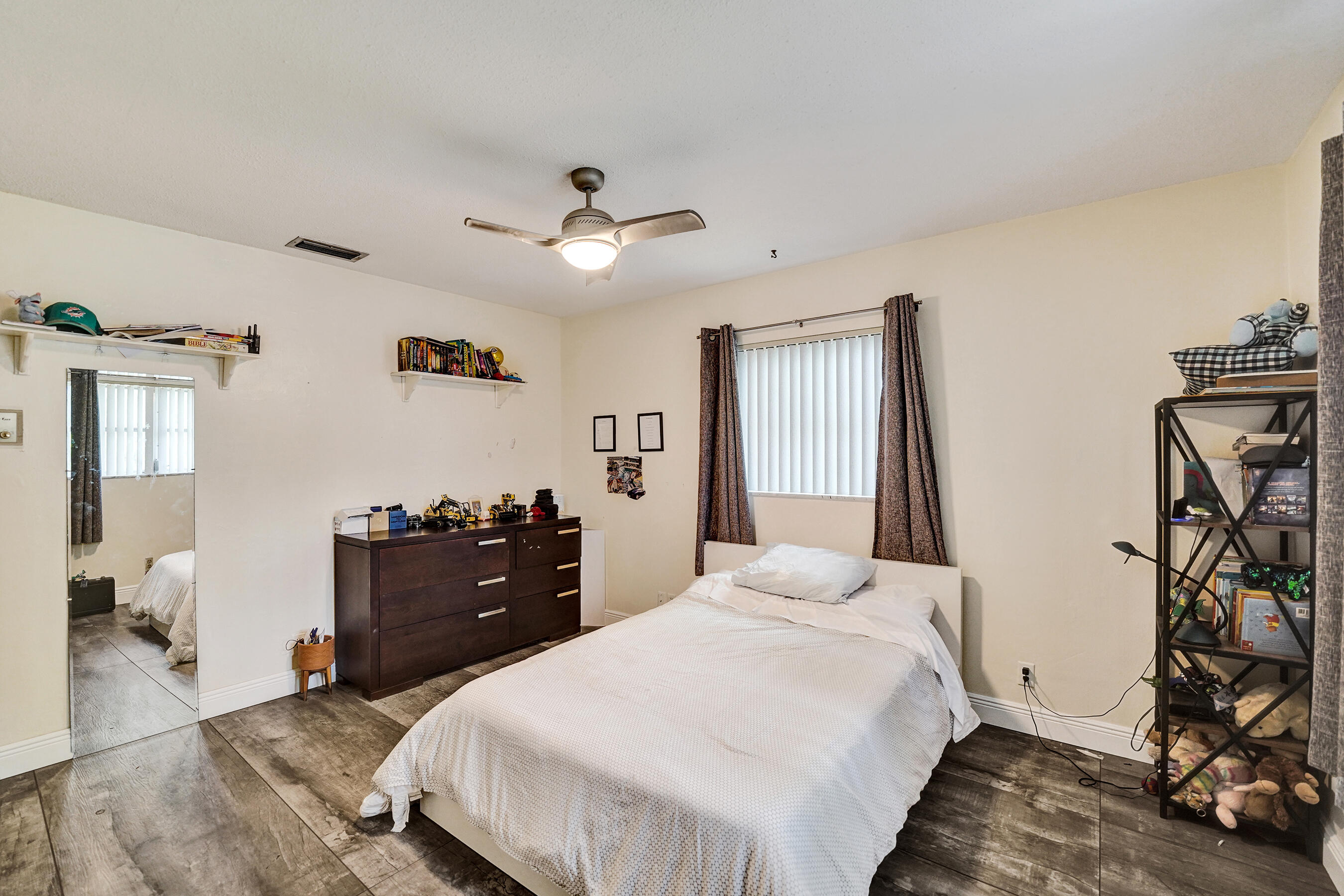 ELDORADO ESTATES IN PLANTATION - Residential