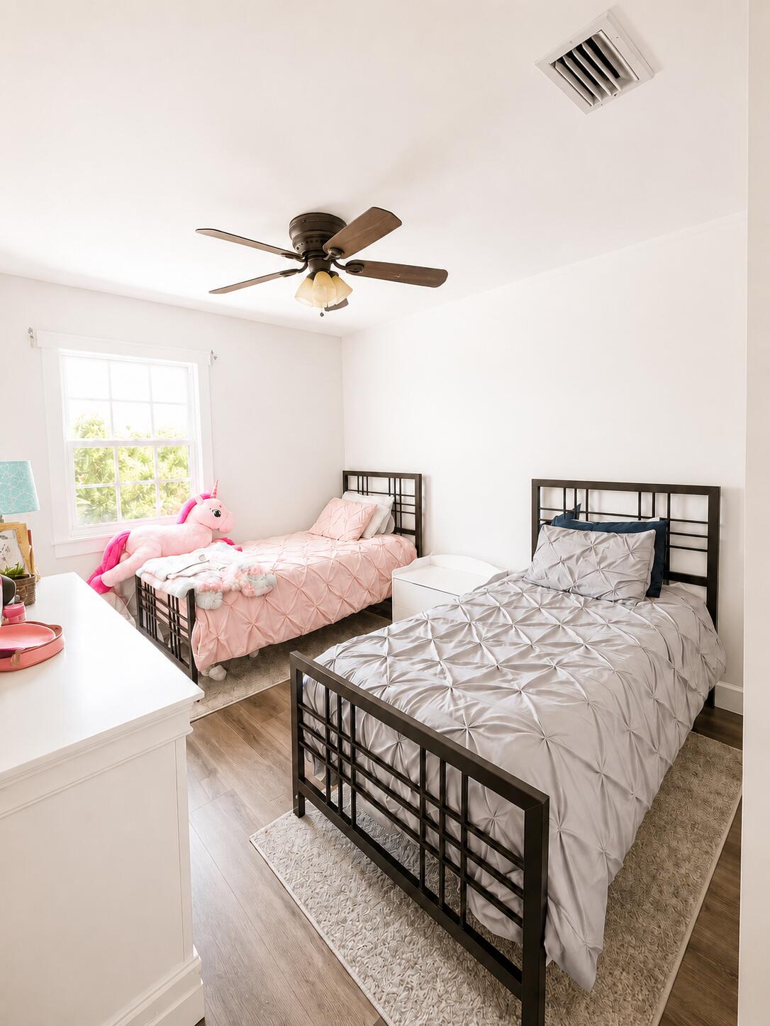 COCONUT PALMS - Residential