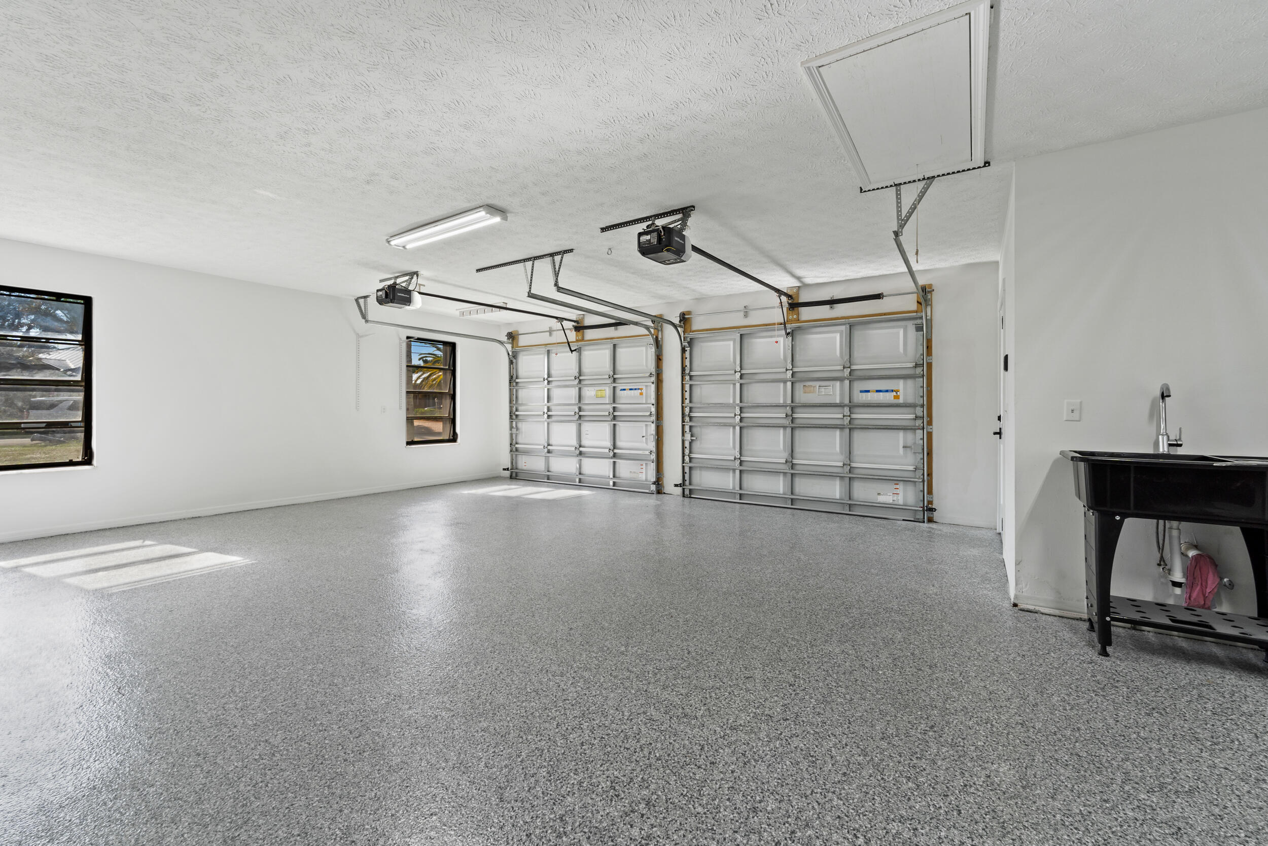 BEAU RIVAGE - Residential