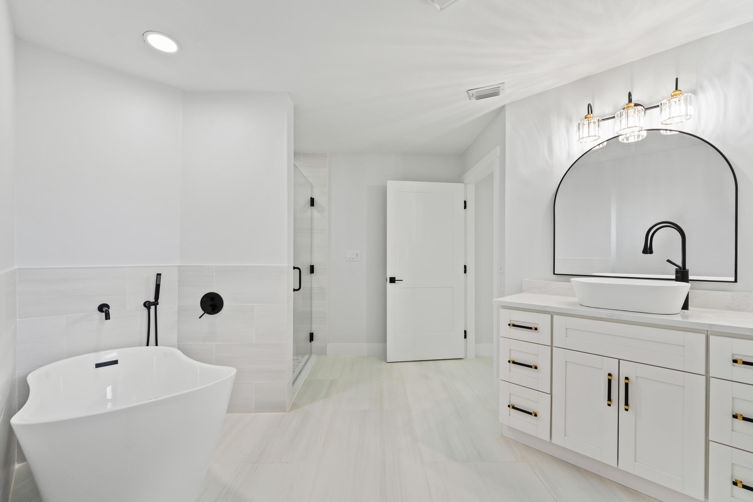 BEAU RIVAGE - Residential