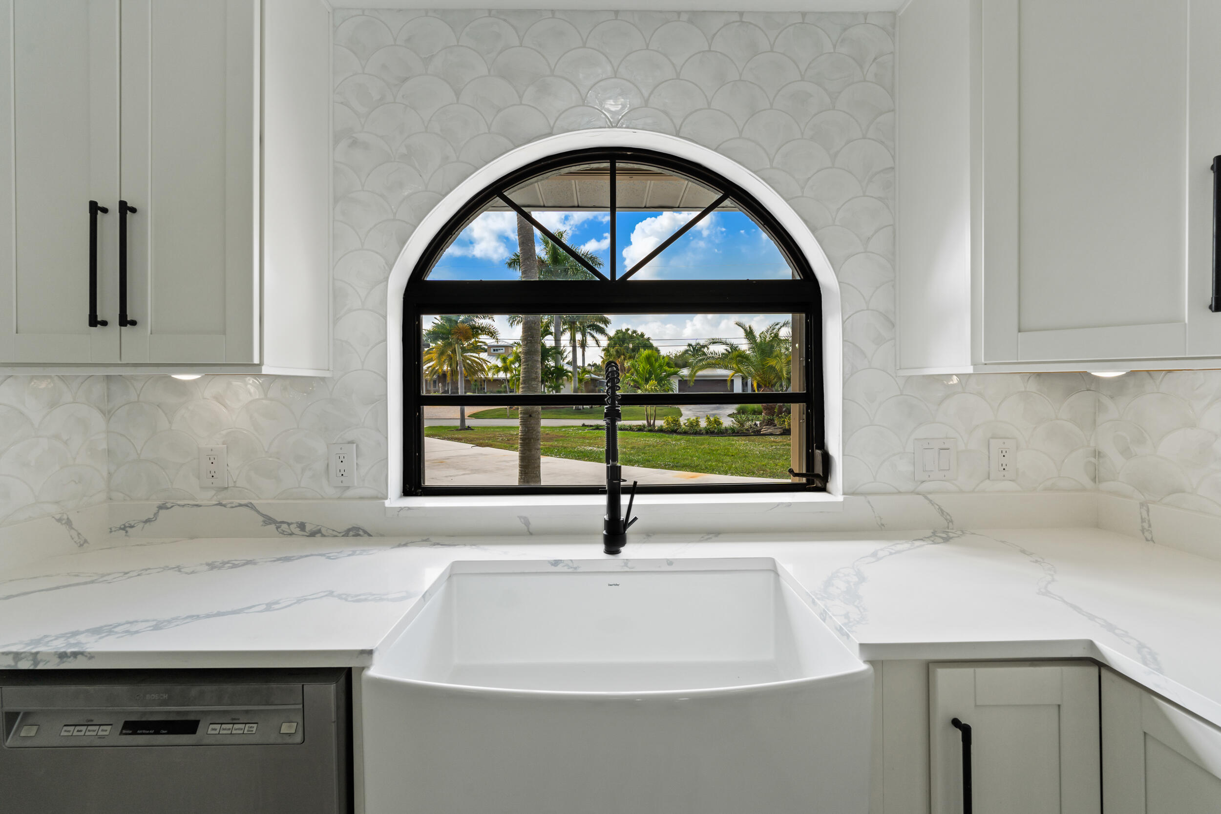 BEAU RIVAGE - Residential