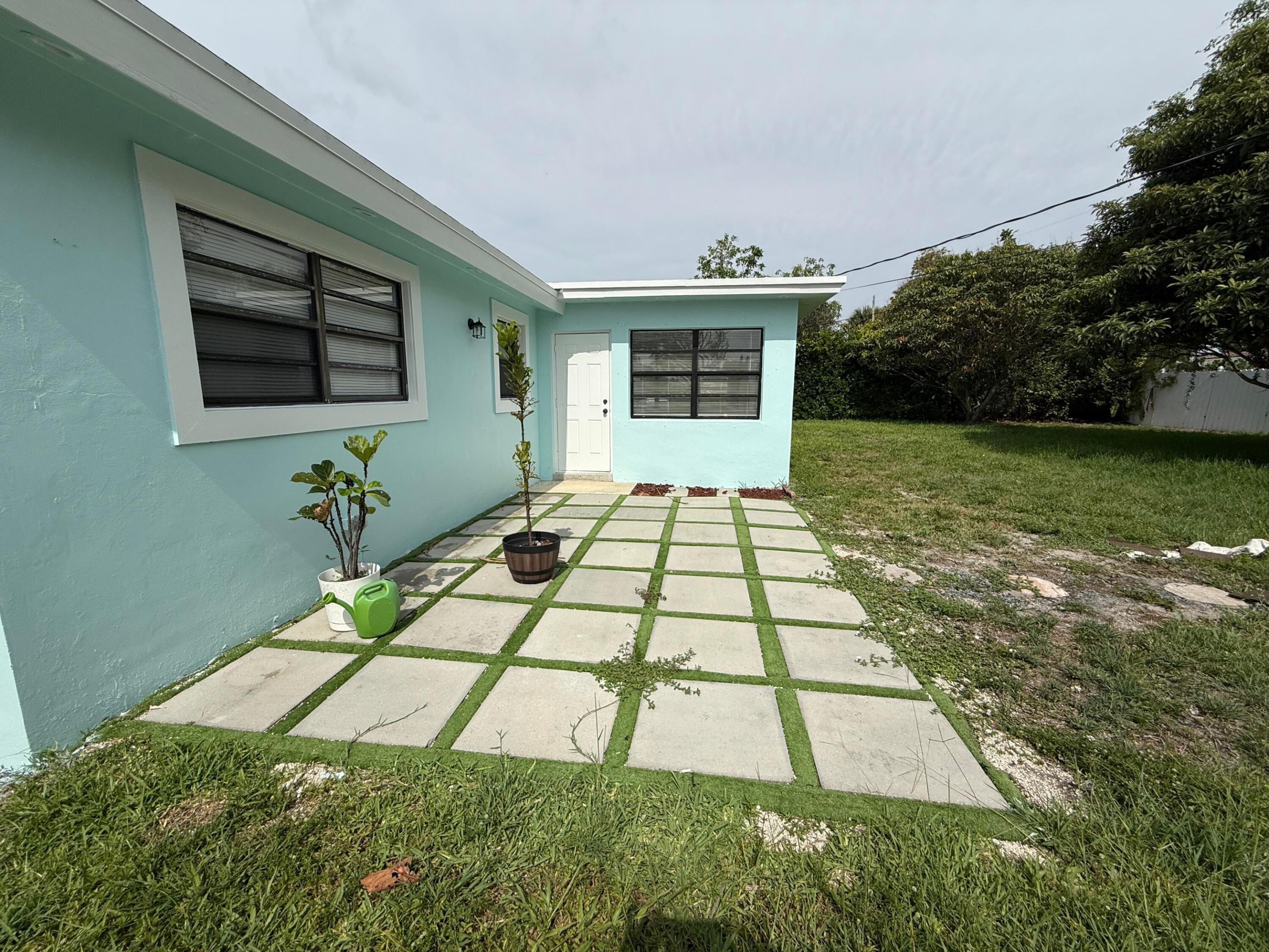VILLA RICA IN PB14 PGS73 TO 82 INC - Residential Lease