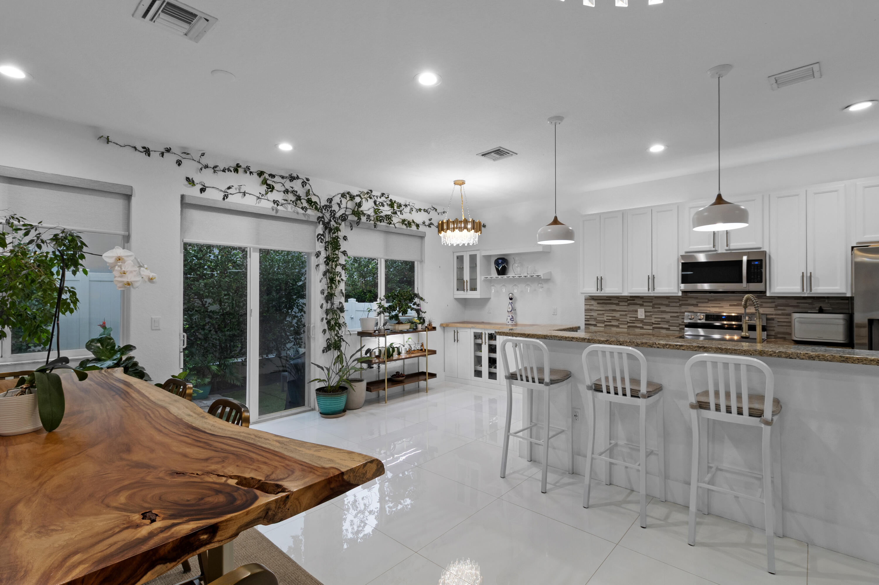 ATLANTIC EAST PLAT - Residential