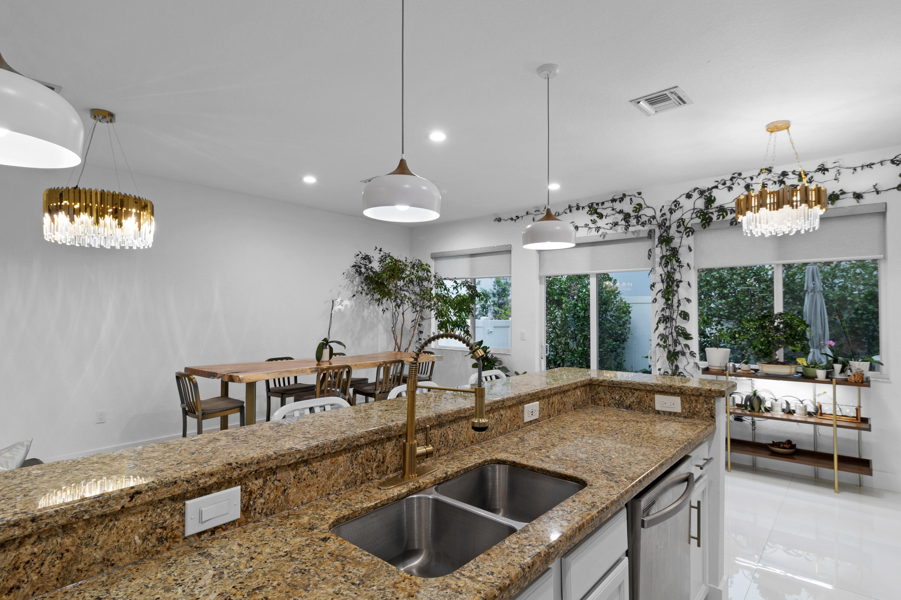 ATLANTIC EAST PLAT - Residential