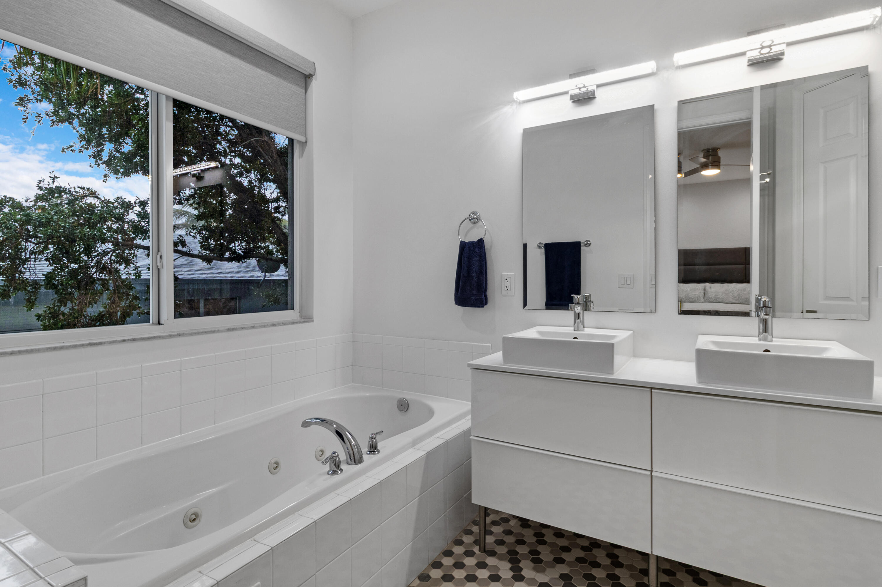 ATLANTIC EAST PLAT - Residential