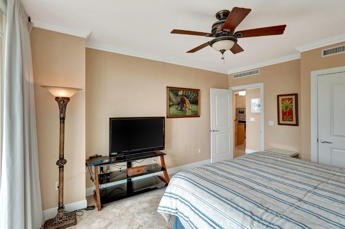 PLAZA AT OCEANSIDE - Residential