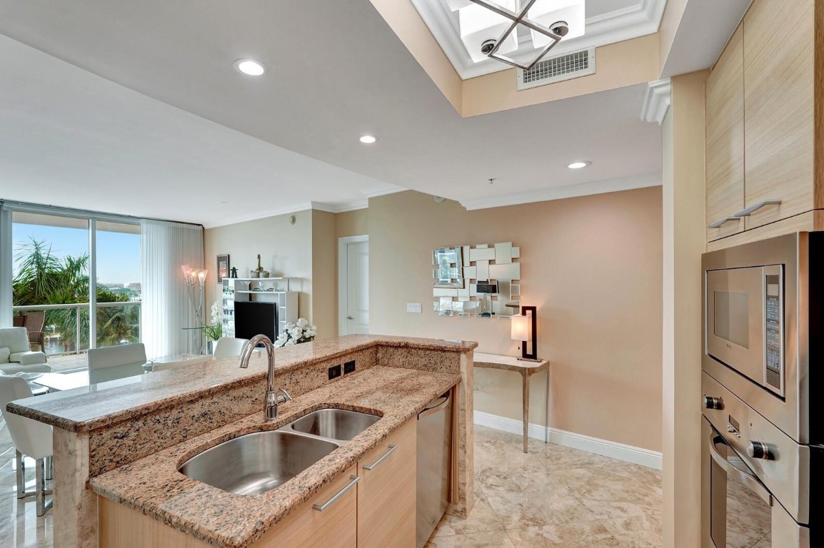 PLAZA AT OCEANSIDE - Residential