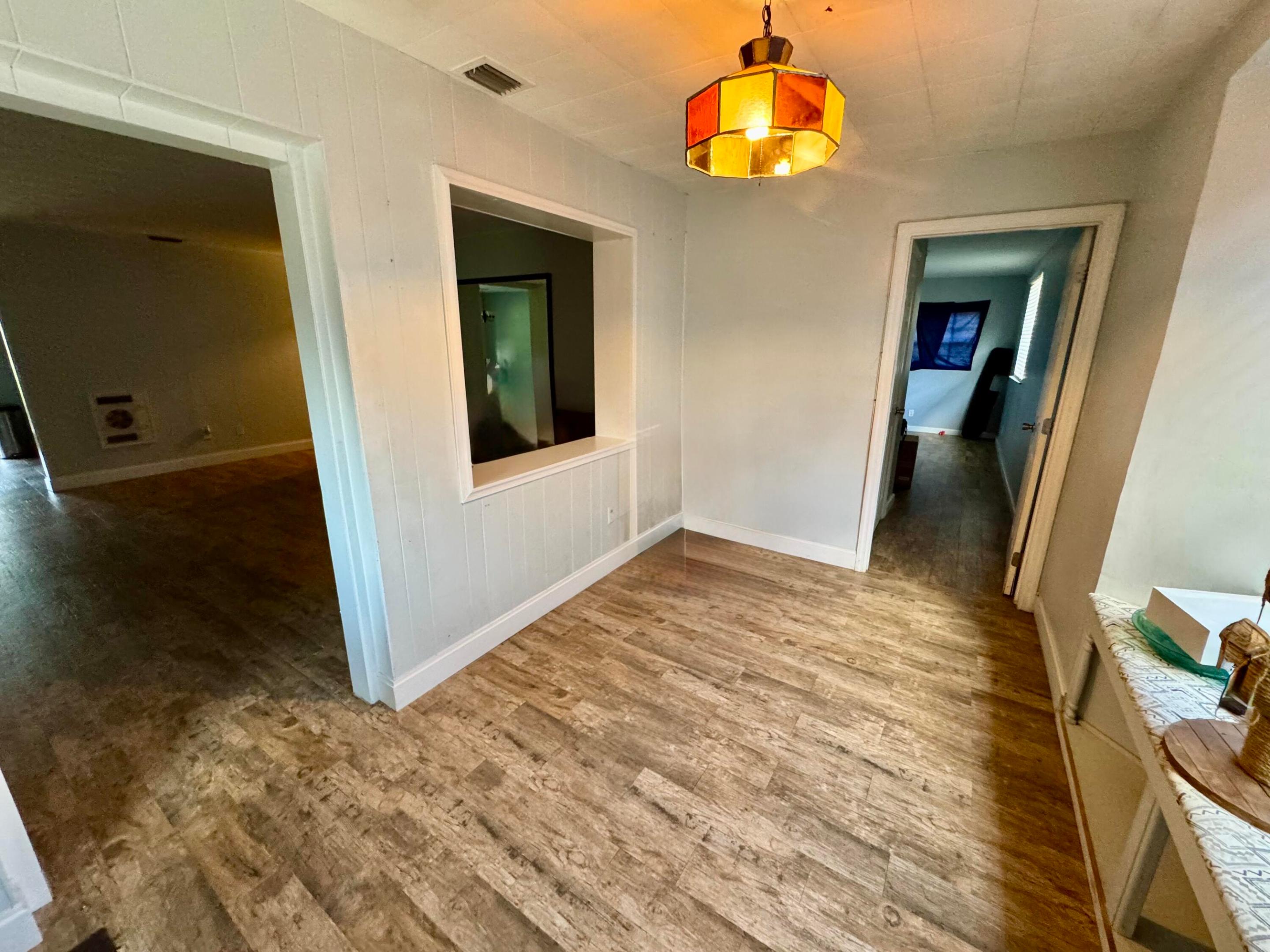 LOXAHATCHEE GROVES - Residential