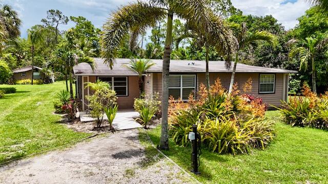 LOXAHATCHEE GROVES - Residential