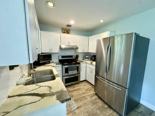 LOXAHATCHEE GROVES - Residential