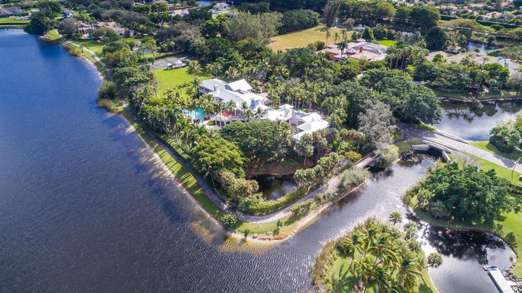 LE LAC - Residential