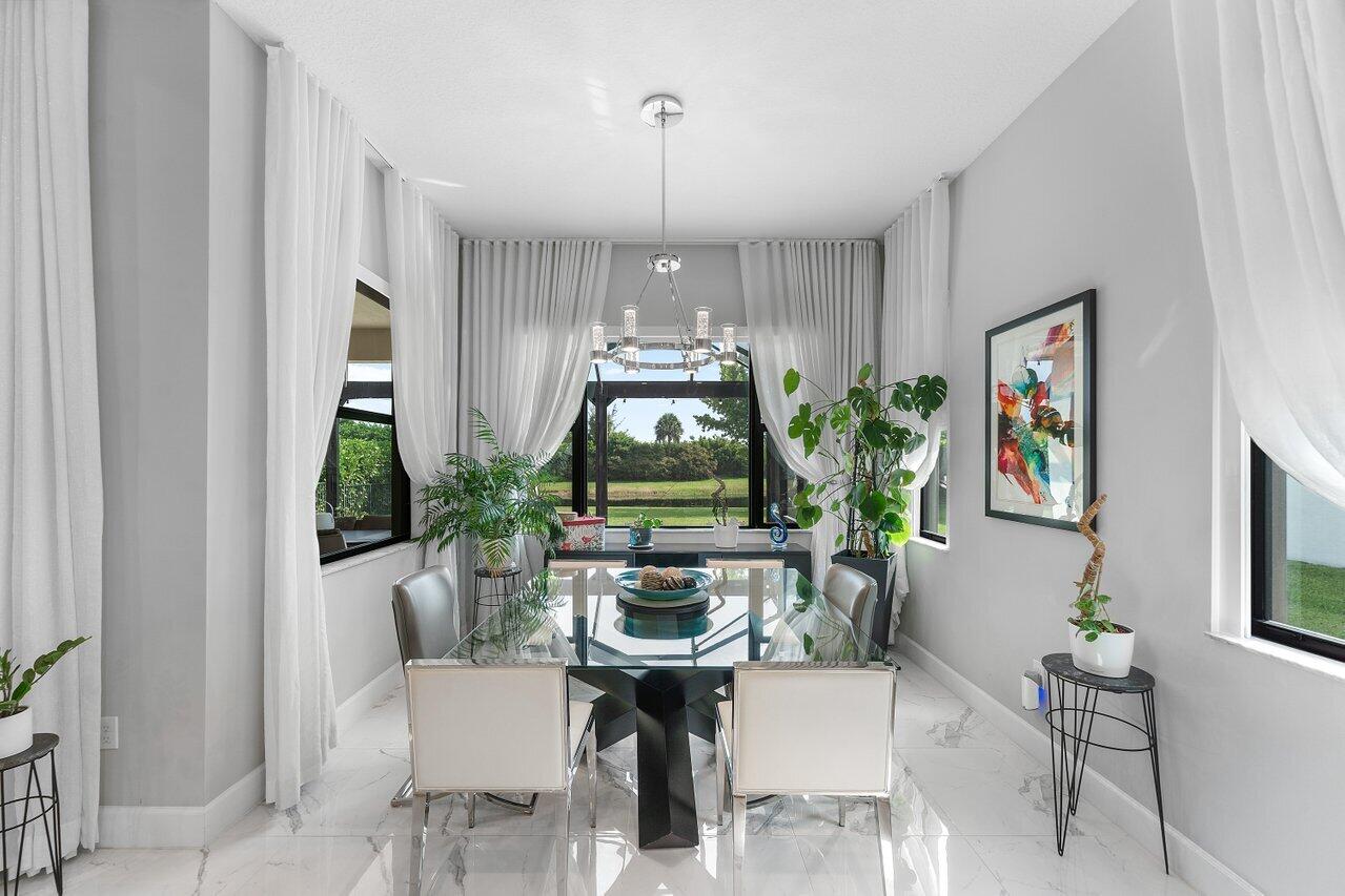PALM MEADOWS ESTATES - Residential