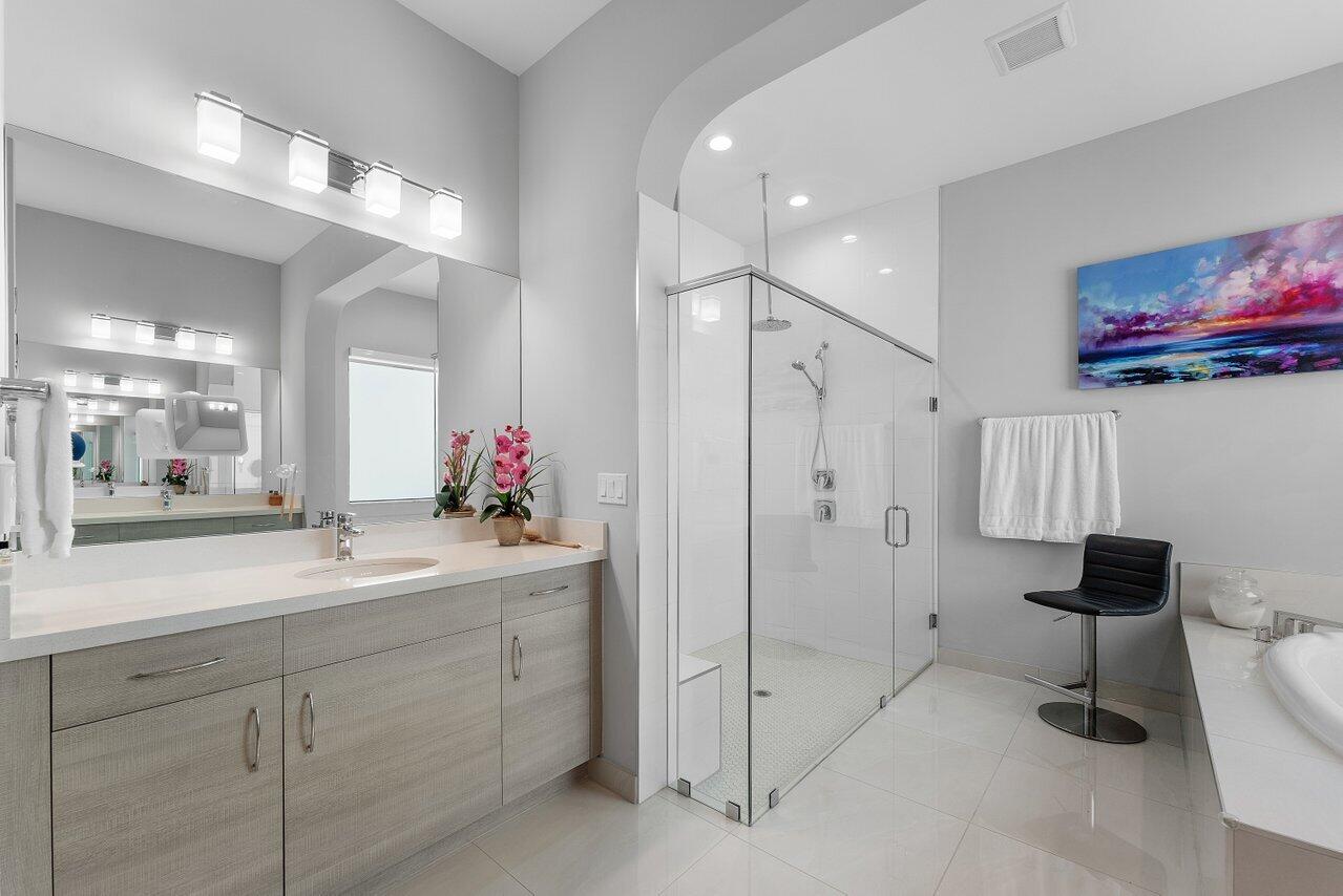 PALM MEADOWS ESTATES - Residential